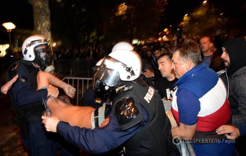 Жителі Чорногорії вийшли на протест, вимагаючи відставки уряду: опубліковані фото
