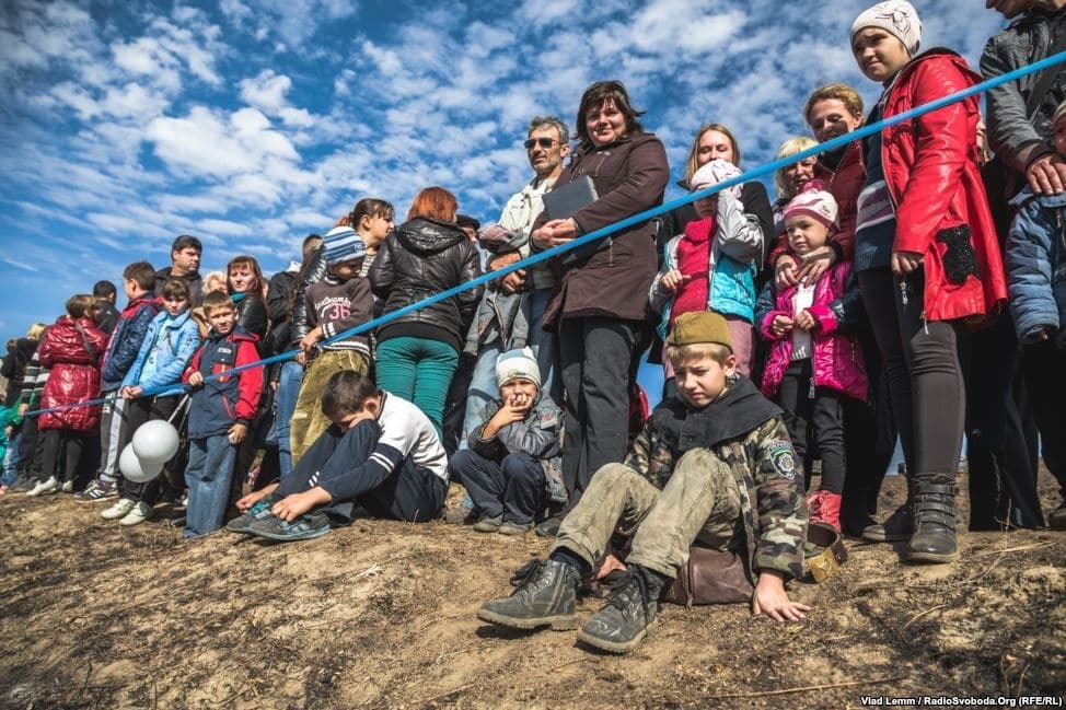 Казаки, нацисты и техника: под Днепропетровском реконструировали битву за Днепр. Опубликованы фото