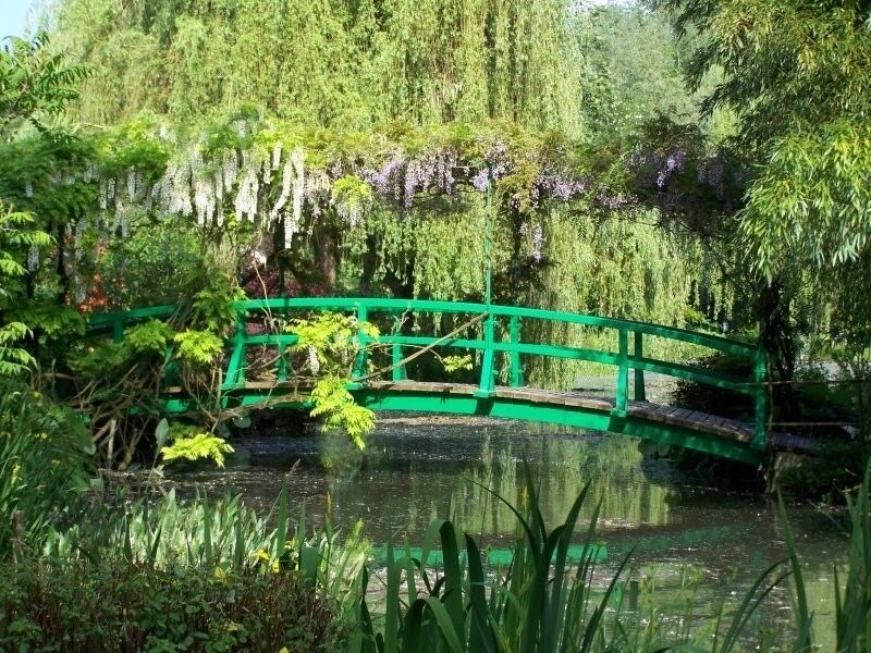 Осіння розкіш: складені топ-5 найкрасивіших садів Європи