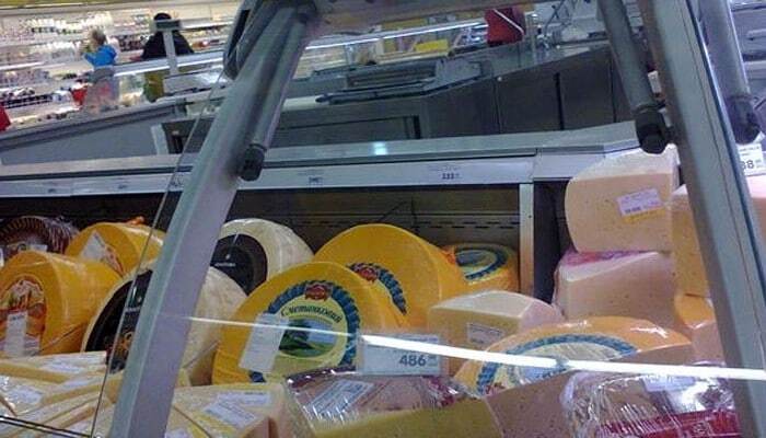 Українські соки і "золоте" м'ясо: опубліковано ціни в Донецьку і Луганську - фотофакт