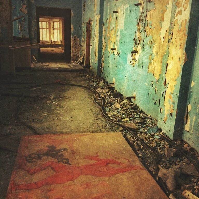 Привіт із СРСР: у мережі з'явилися фото покинутого Київського річкового вокзалу