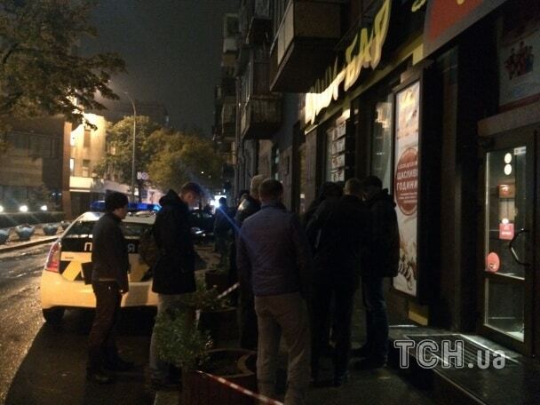 Стрілянина в центрі Києва: у ресторані поранені відвідувачі 