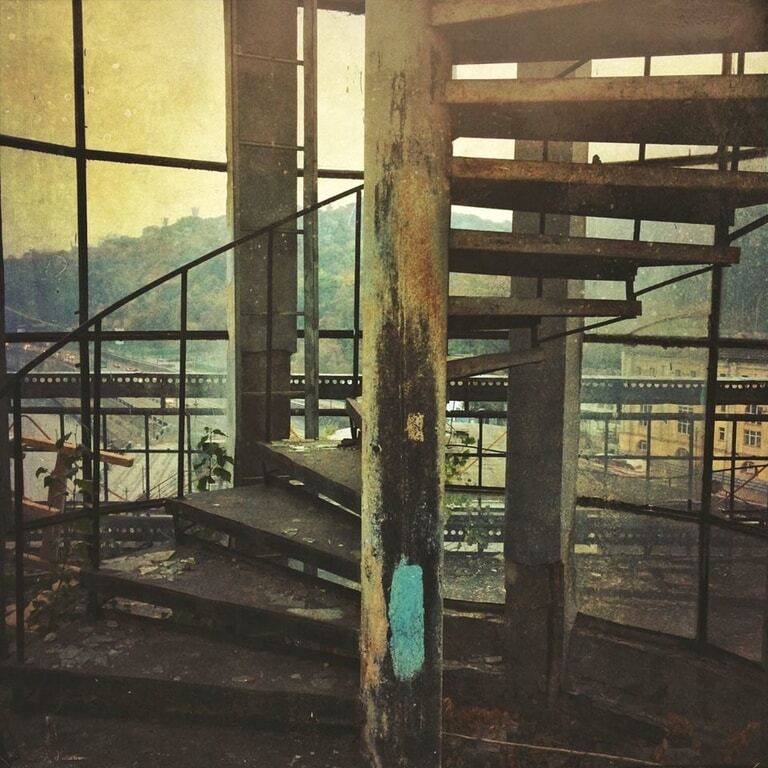 Привіт із СРСР: у мережі з'явилися фото покинутого Київського річкового вокзалу