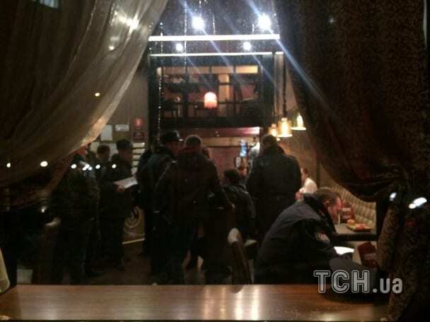 Стрілянина в центрі Києва: у ресторані поранені відвідувачі 
