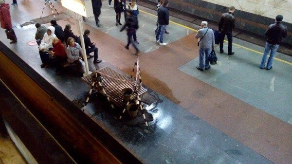 В Киеве дождь залил станцию метро: фотофакт