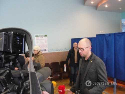 После голосования Яценюк рассказал об основной проблеме на выборах