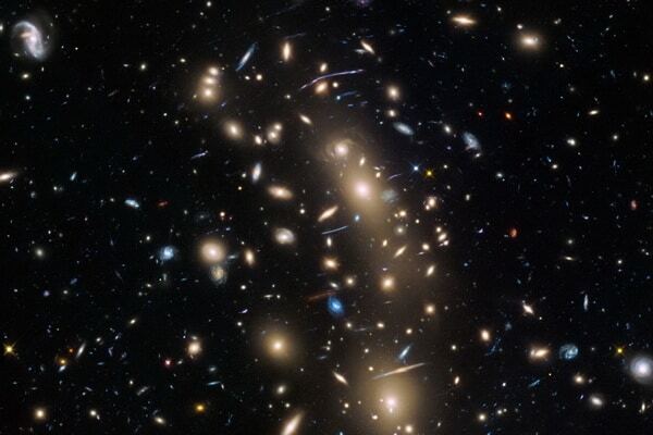 Астрономы нашли одну из самых древних галактик во Вселенной