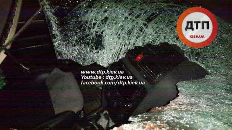 Шокирующее ДТП в Киеве: автомобиль разорвал мужчину на части