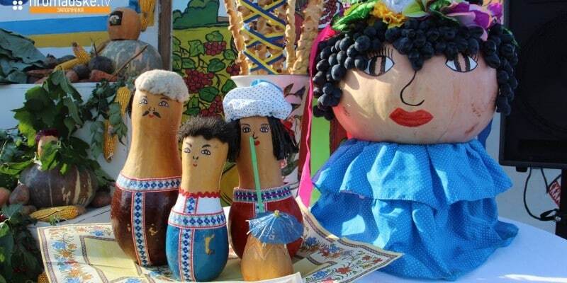 Поросячьи бега, рыцари и каскад цветов: Запорожье начало праздновать 245-летие