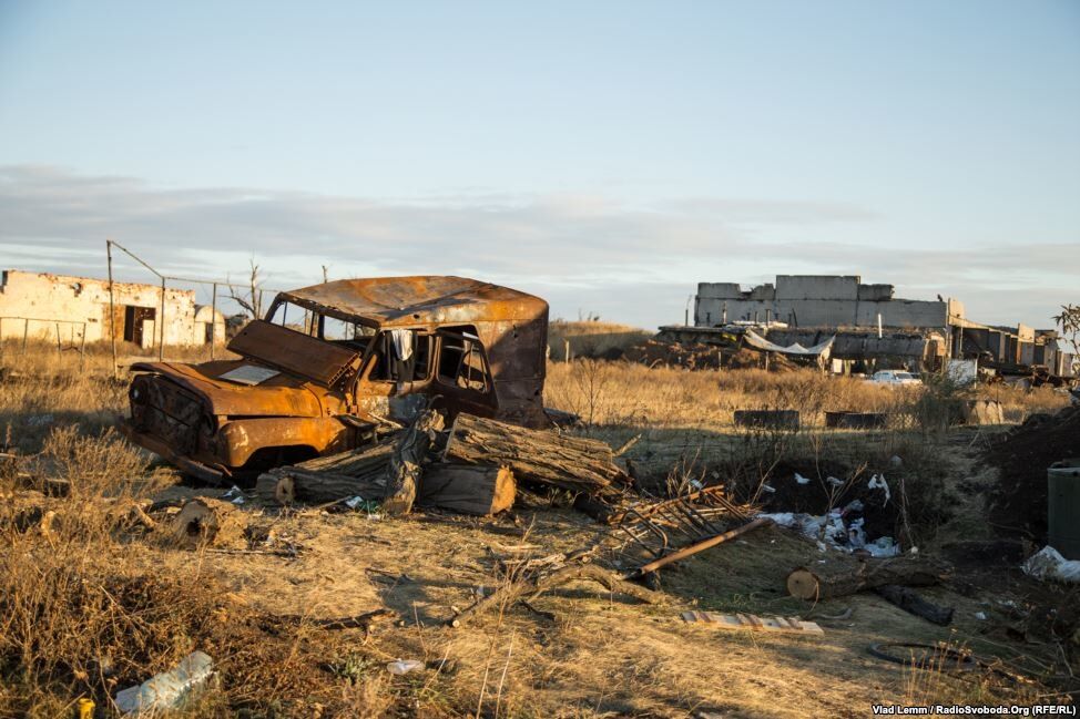 Опубликованы фото разрушенных позиций сил АТО близ донецкого аэропорта