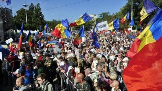 "Долой преступную хунту": Кишинев продолжил протесты против власти