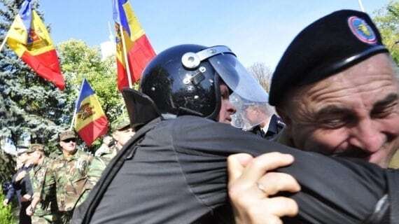 "Геть злочинну хунту": Кишинів продовжив протести проти влади