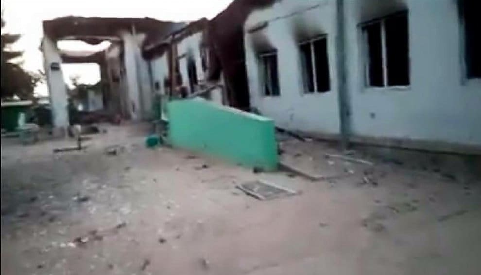 Бомбардировку больницы в Кундузе могут признать военным преступлением