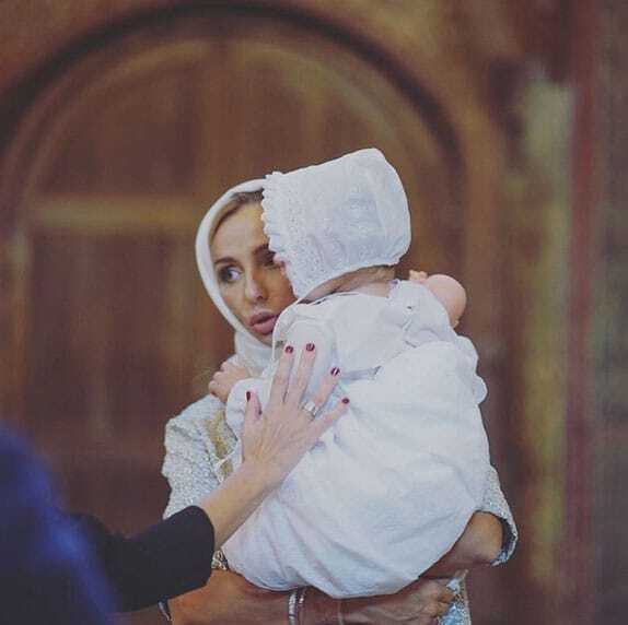 Песков и Навка крестили дочку: опубликованы фото