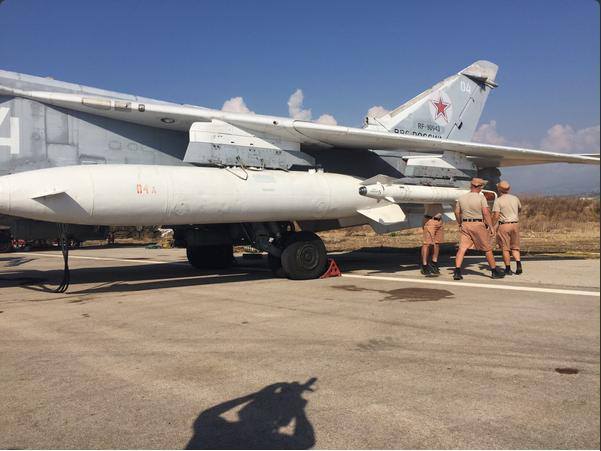 Выявлены данные российских пилотов, которые бомбят сирийские города: опубликованы фото и видео