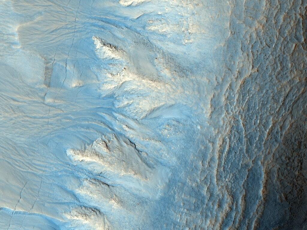 Таємниця Червоної планети: NASA опублікувало рідкісні фото з орбіти Марса