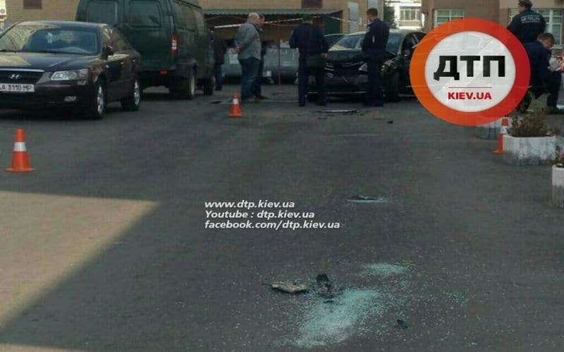 У Києві невідомі напали на чоловіка із сумкою грошей