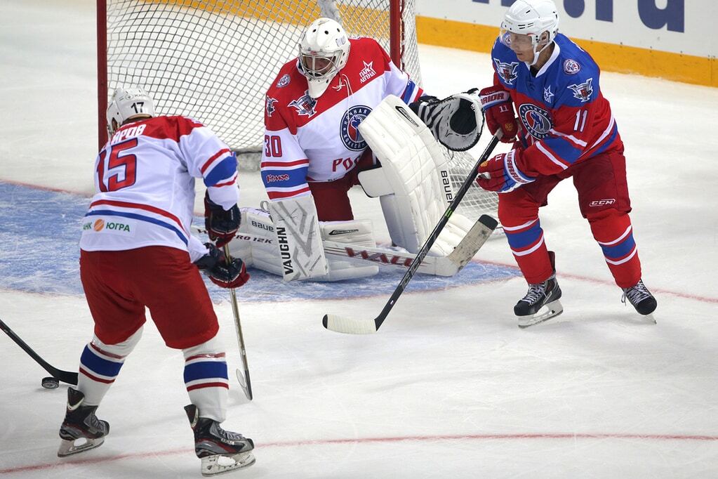 Путін закинув сім шайб у гала-матчі НХЛ: фотофакт 
