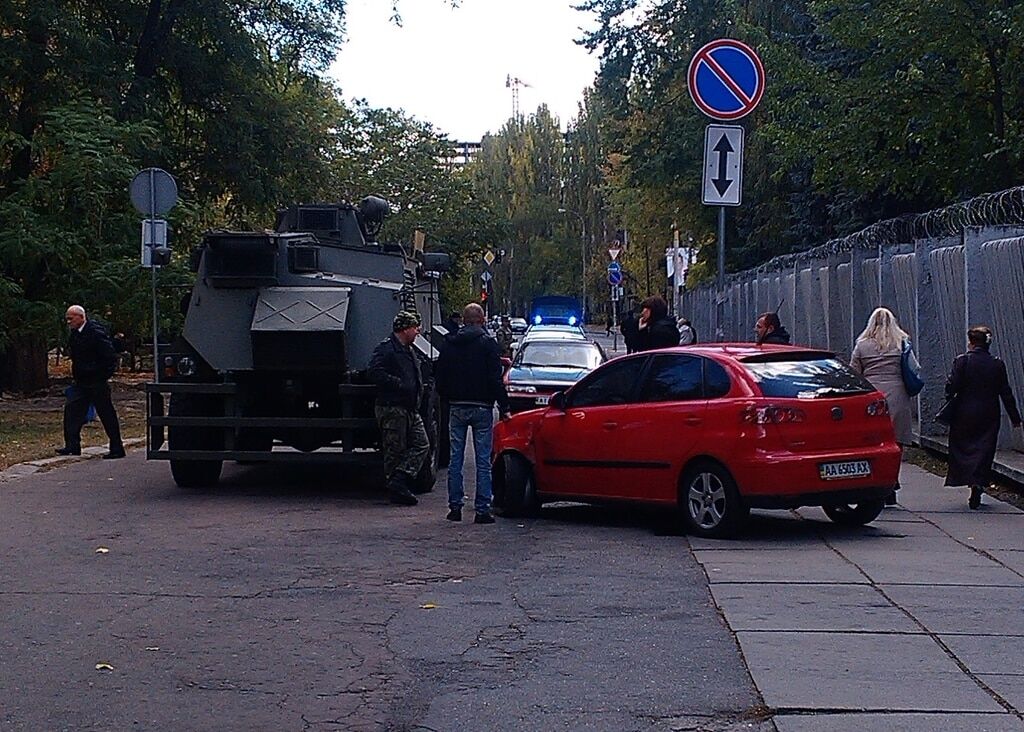 У Києві скандальний Saxon жорстоко провчив "героя парковки"