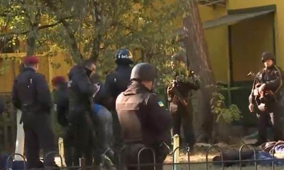 В Киеве спецназ со стрельбой задержал рэкетиров: подробности