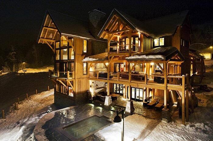 Топ-10 потрясающих фото роскошных домиков на горнолыжных курортах мира