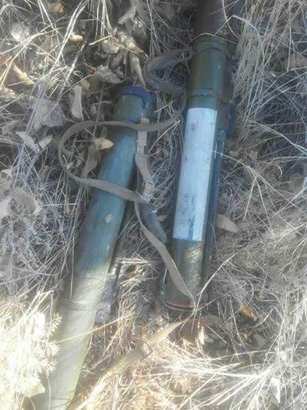 На Донбассе нашли два крупных тайника с оружием: опубликованы фото