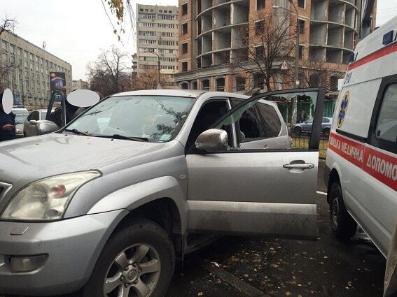 В Киеве произошло нападение со стрельбой: опубликованы фото