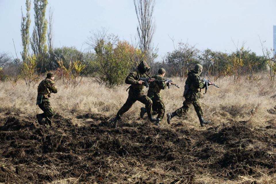 Курсанти на навчаннях під Одесою показали свою вправність: опубліковані фото