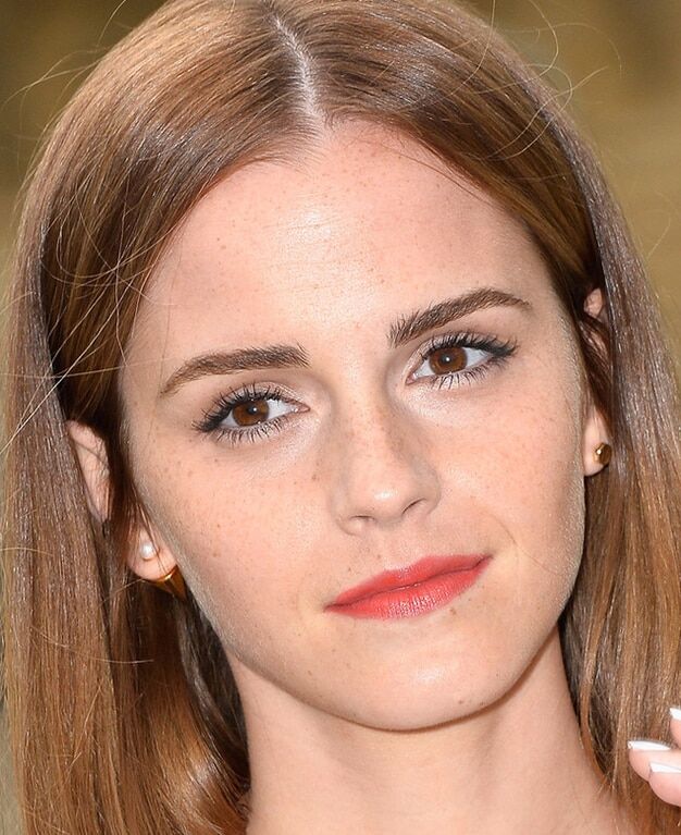 Поцелуй солнца: самые красивые звезды с веснушками