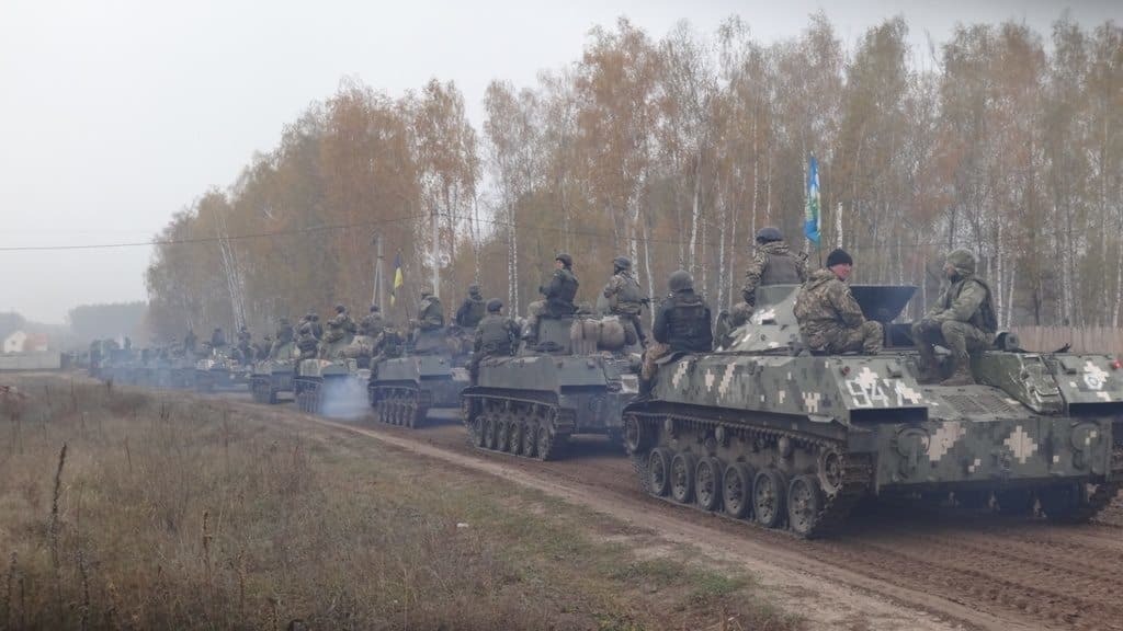 Українські десантники наростили свою міць: фоторепортаж з навчань