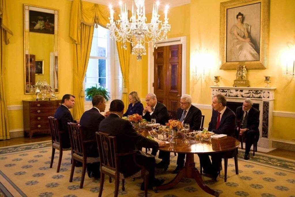 Где работает и отдыхает президент США: прогулка по Белому дому