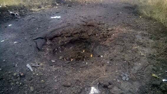 Вблизи Марьинки отец и сын подорвались на мине: фото с места трагедии