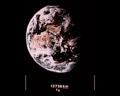 Привет, инопланетянин: 116 фотографий, которые НАСА отправило в далекий космос
