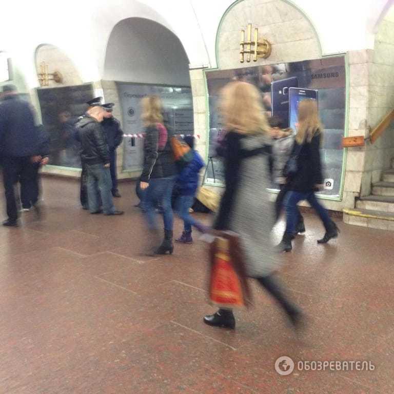 В Киеве на станции метро умер мужчина