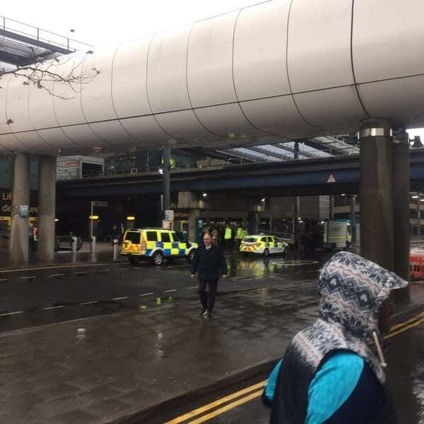 Лондон под прицелом: в аэропорту "Гатвик" арестовали француза с оружием. Фоторепортаж