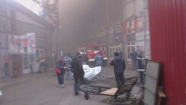 На одному з найбільших ринків України виникла пожежа