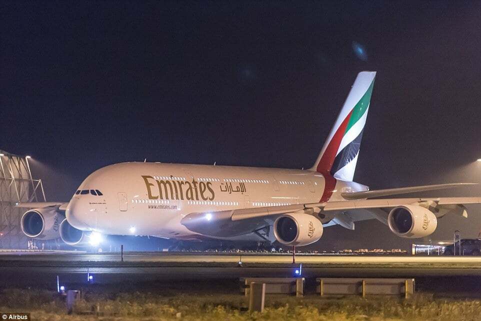 В Дубае создали самый вместительный в мире самолет: опубликованы фото