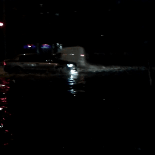 По колено: сильный ливень затопил Мариуполь, опубликованы фото