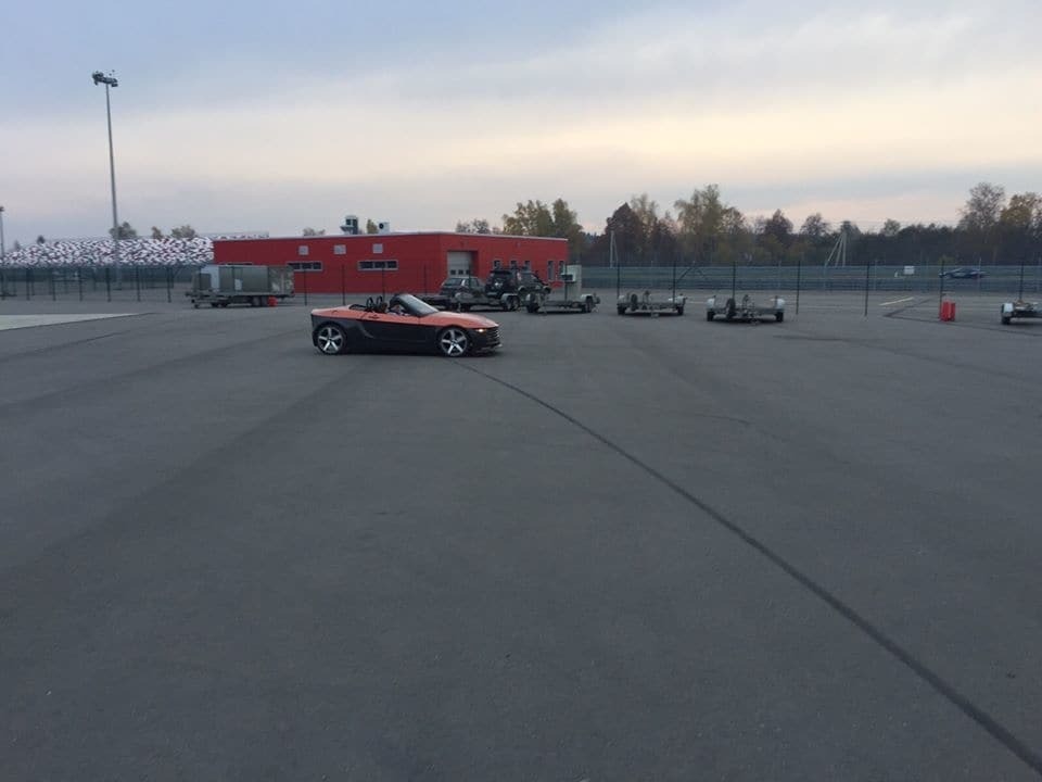 Прокачу с ветерком: в России создали "дохлый" спорткар "Крым"