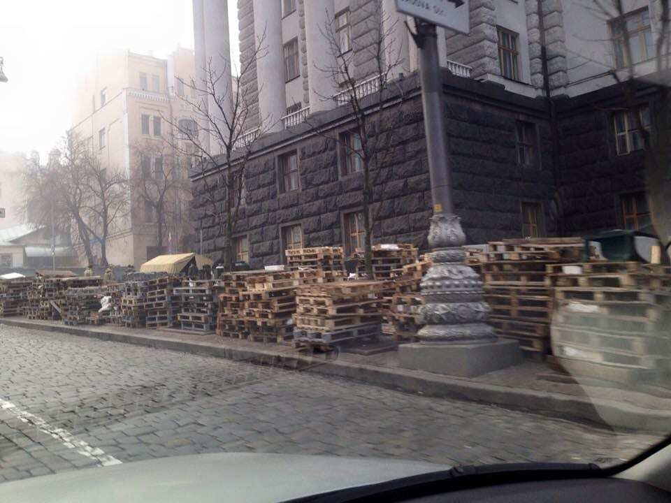 Ляшко свернул тарифный майдан под Кабмином: фотофакт