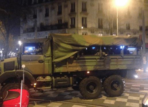 Появились видео антитеррористической спецоперации в Париже