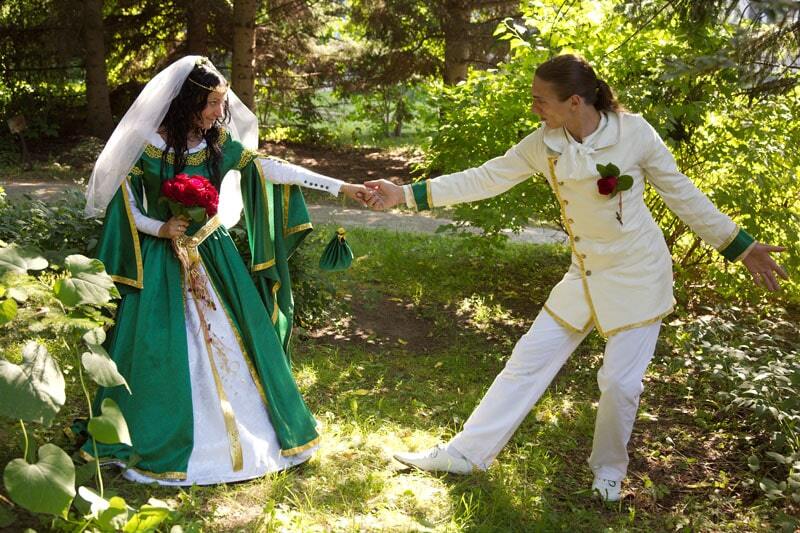Свадебный креатив: нетрадиционные, но очень красивые наряды невест