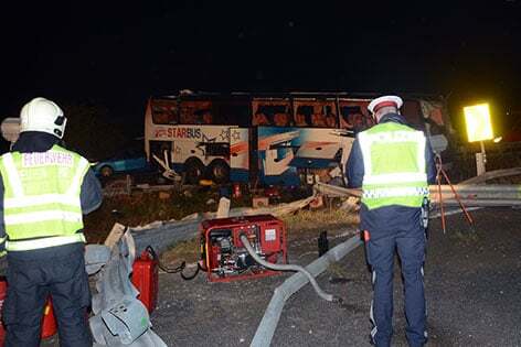 Український автобус потрапив у ДТП в Австрії: опубліковані фото з місця аварії