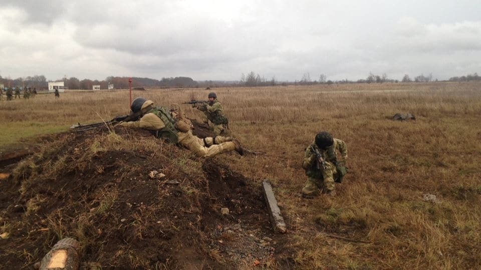 Элитные тени: Минобороны похвасталось украинскими "коммандос". Фотофрепортаж