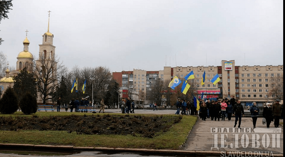 Україна і світ відзначають День Гідності і Свободи: фоторепортаж