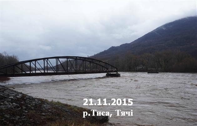 Потоп на Закарпатье: селевые потоки и оползни заблокировали движение транпорта
