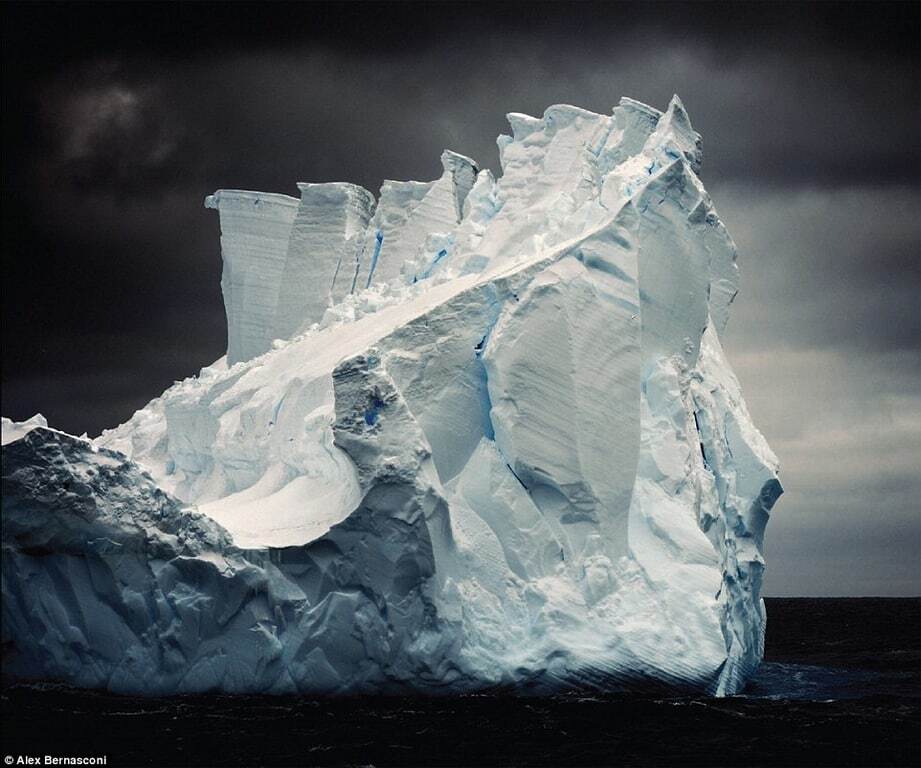 На краю земли: фотограф показал суровую красоту Антарктики при -90°C