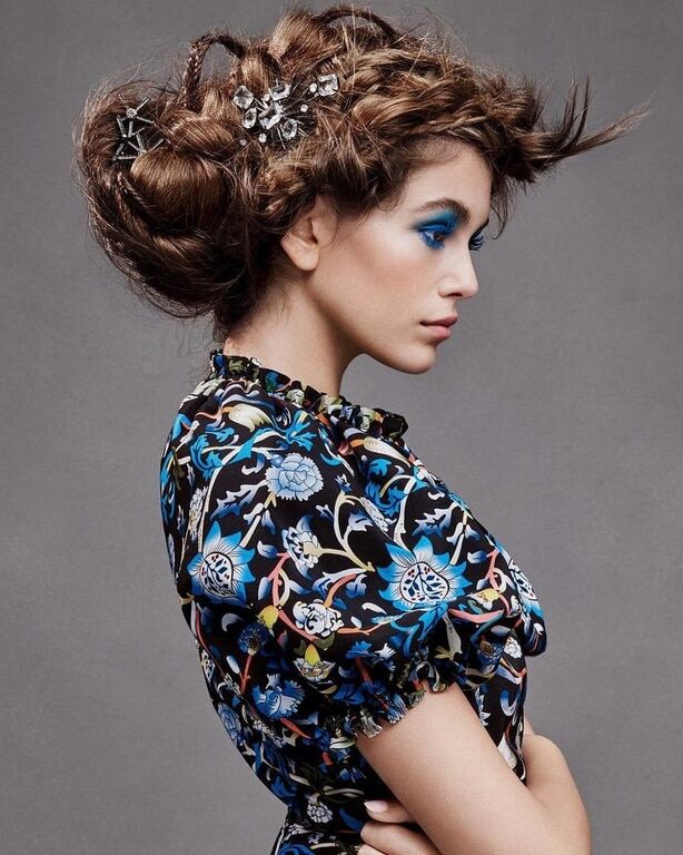 14-летняя дочь Синди Кроуфорд произвела фурор фотосетом для Teen Vogue