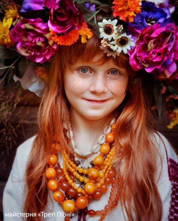 Модницам на заметку: фото неповторимых украинских национальных костюмов