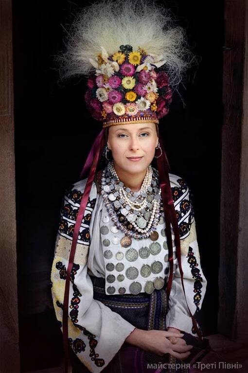 Модницам на заметку: фото неповторимых украинских национальных костюмов